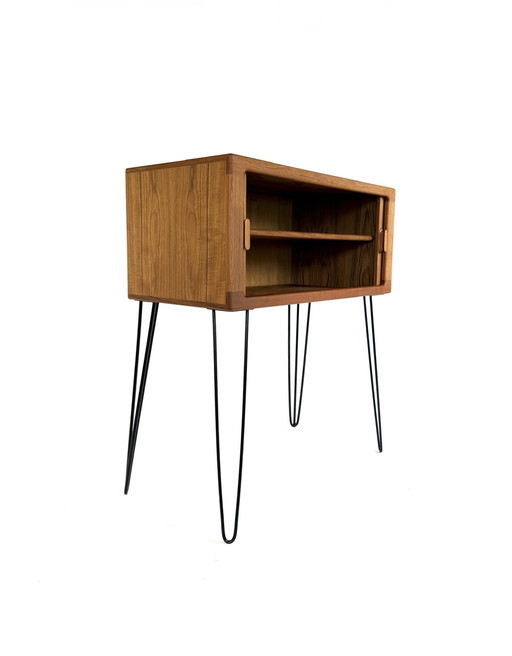Armoire murale vintage en épingle à cheveux, Silkenborg Møbelfabrik '70