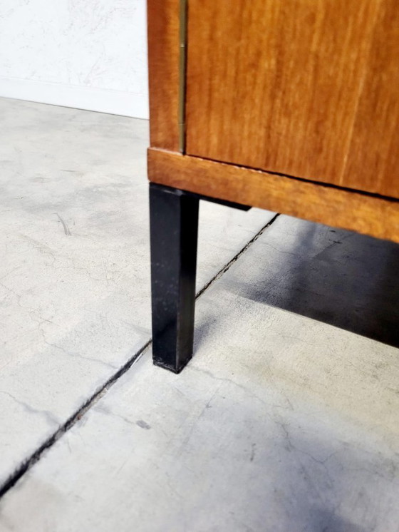 Image 1 of 2-delige (losse delen) vintage hoge opbergkast – 1960s – Echt houtfineer