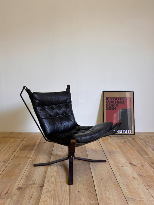 Fauteuil Falcon de Sigurd Ressel, 1970 – Leather, Metal