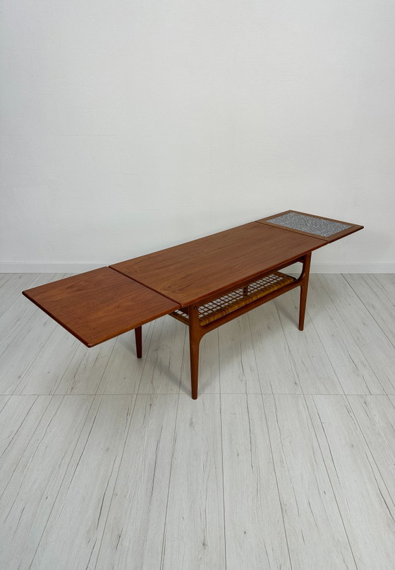 Image 1 of 1960s Vintage Danish Mid-Century Extendable Teak Coffee Table by Trioh Møbler