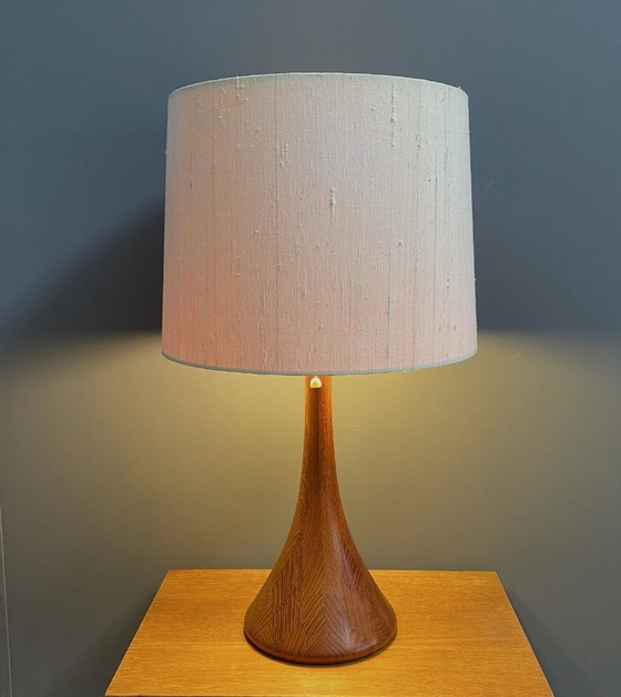 Image 1 of Teakhouten tafellamp van Domus, model 7442, jaren 70.