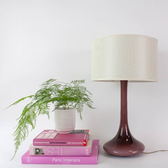 Image 1 of Lampe de table portugaise en verre opalin améthyste des années 1960