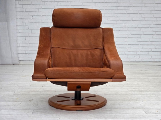 Image 1 of Anni '80, poltrona girevole svedese, pelle nabuk, tela, legno di faggio curvato.