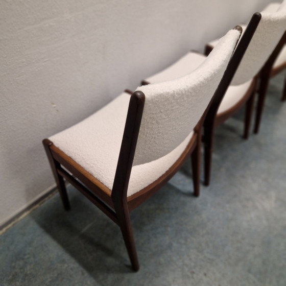 Image 1 of Set di 4 sedie danesi vintage rivestite di recente