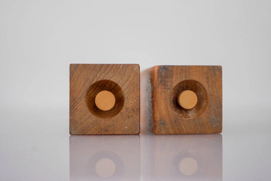 Image 1 of Ensemble de 2 salières et poivrières en teck de style moderniste danois.