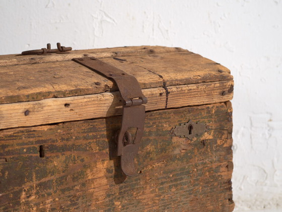 Baule antico in stile primitivo (c.1900) #4 – Cassettiere (photo 18 of 40)
