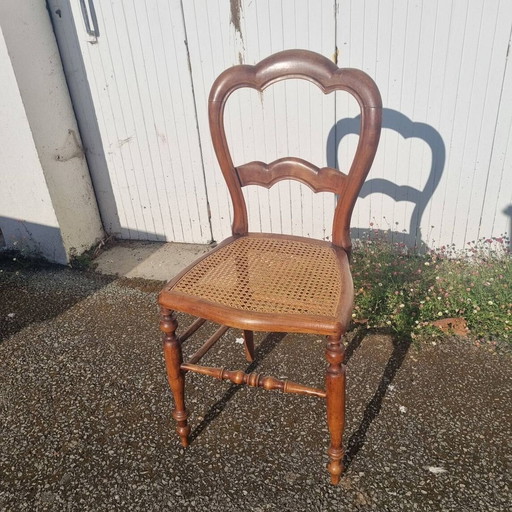 Rattan medallion chair