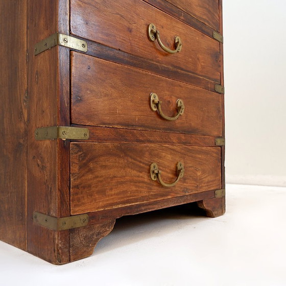 Image 1 of Commode de campagne haute du XIXe siècle, vers 1880.