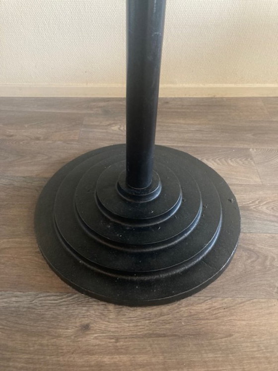Image 1 of Beautiful black and green veined marble 1980s Italian round dining table.