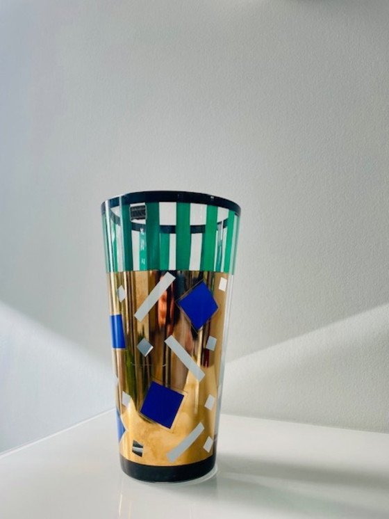 Image 1 of Icónico Saqqarah Vaas – Egizia x Sottsass Associati, 1995 (diseño de Nanae Umeda)