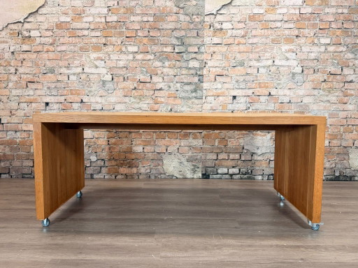 Mesa de Diseño de Roble con Ruedas - Madera