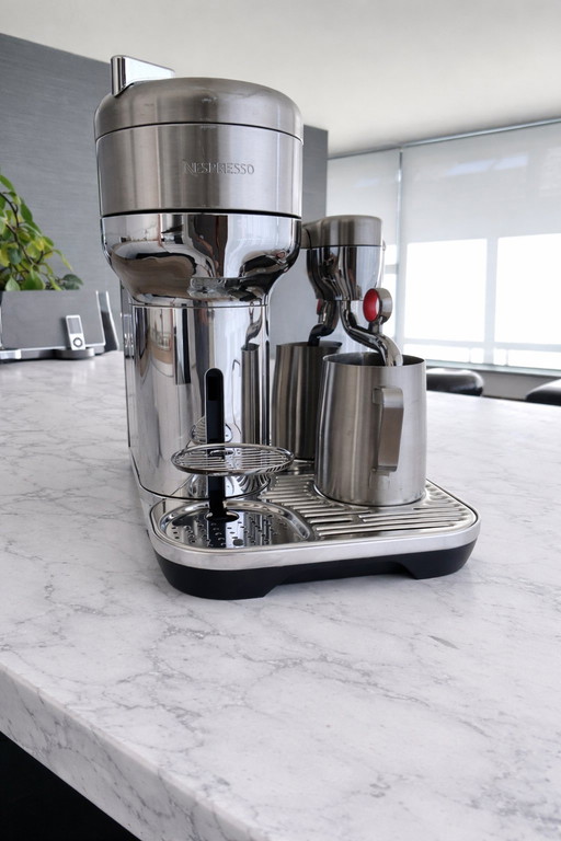 Nespresso Sage Vertuo Creatista – Milchaufschäumer defekt