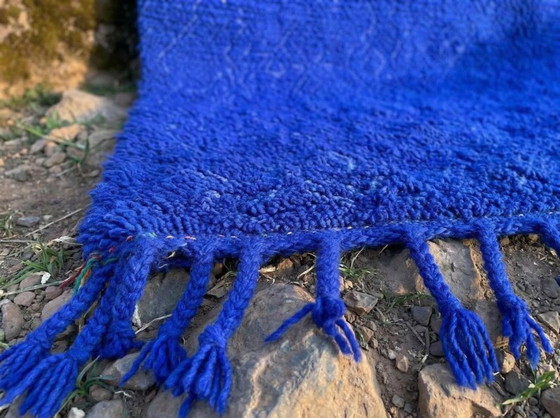 Magnifique tapis artisanal bleu en laine 200cmx300cm – Cotton (photo 7 of 12)