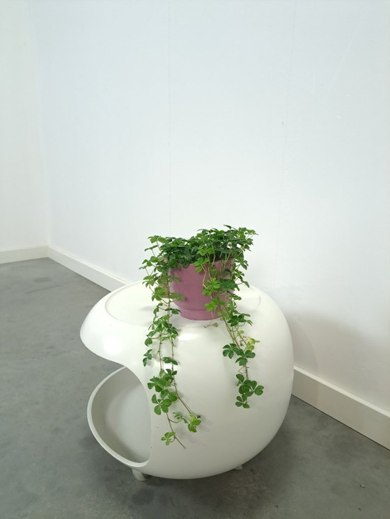 Image 1 of Tavolino bianco Space Age su ruote