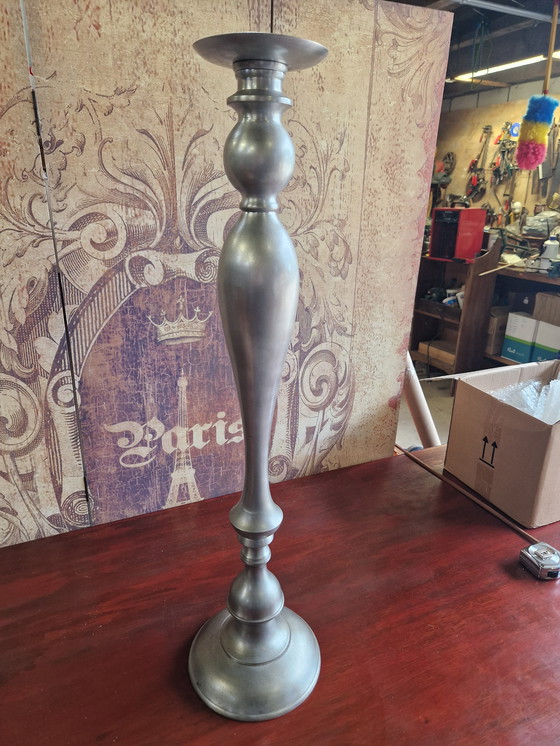 Image 1 of Hermoso candelabro grande de hierro