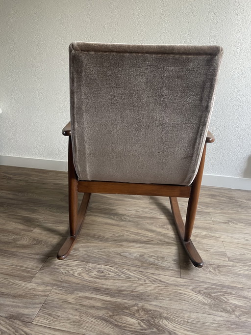 Van Teeffelen schommelstoel