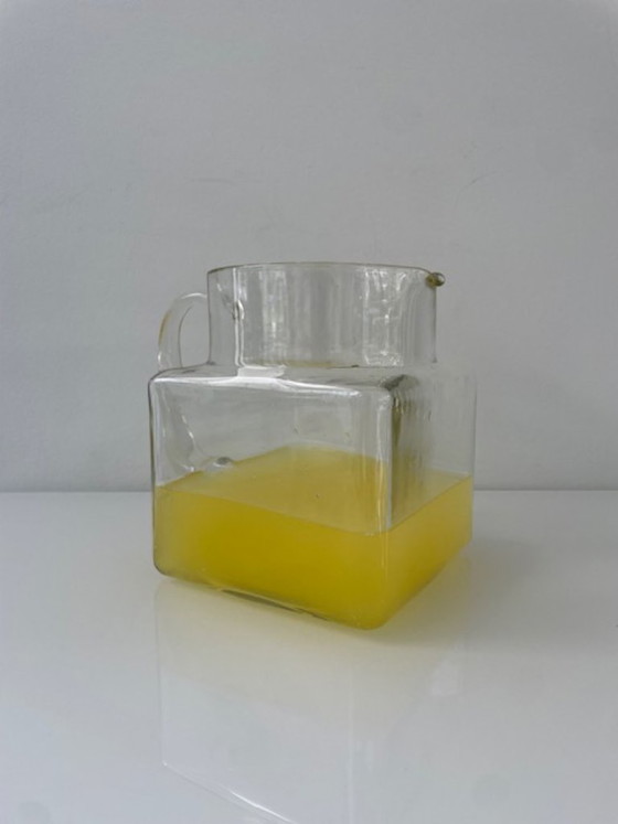 Image 1 of Jarra de cristal de diseño, forma cúbica, 1,5 L, soplada a mano.