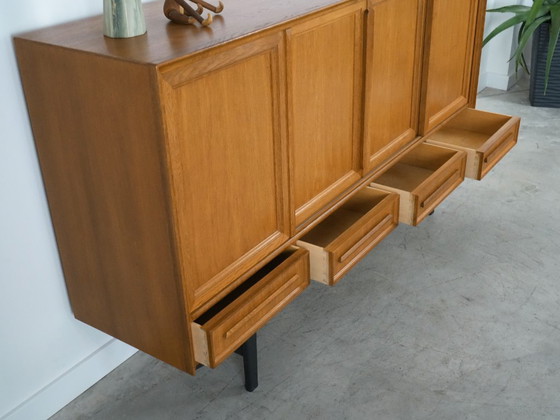 Image 1 of Eikenhouten dressoir, Deens design, jaren 60, productie: Denemarken