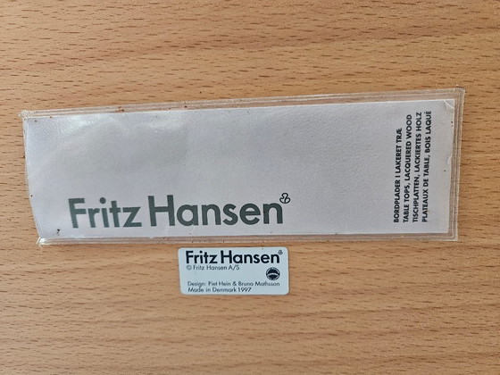 Image 1 of 6 chaises papillon + table Superellips par Arne Jacobsen pour Fritz Hansen