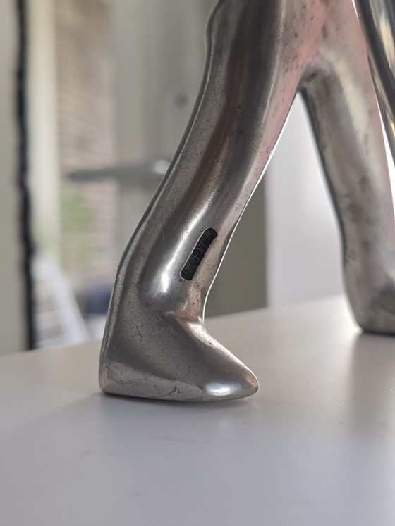 Vaso Design Originale Carrol Boyes - Large Leaning Man (35 cm) - Alluminio, Vasi, Argentato (foto 2 di 11)