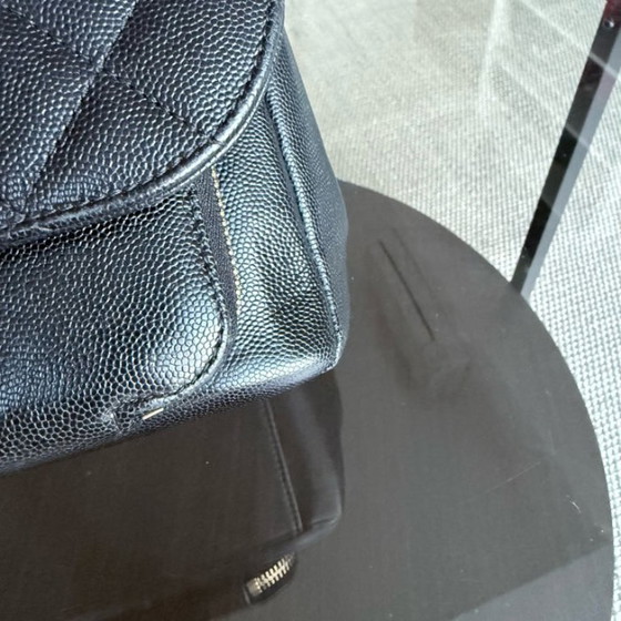 Image 1 of Sac Chanel Business Affinity Grand Modèle - 27 cm, cuir caviar matelassé noir, finitions dorées, Série 23