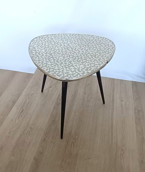 Image 1 of Grote Vijftiger Jaren Bijzettafel