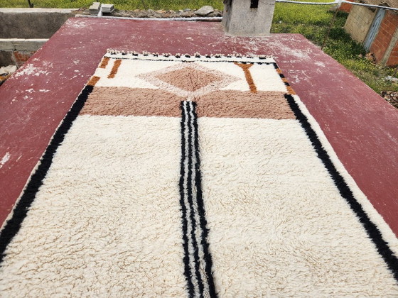 Image 1 of Groot Beni Ouarain tapijt 300x206 cm – Handgemaakt Marokkaans wollen tapijt – Neutraal Berber geometrisch ontwerp