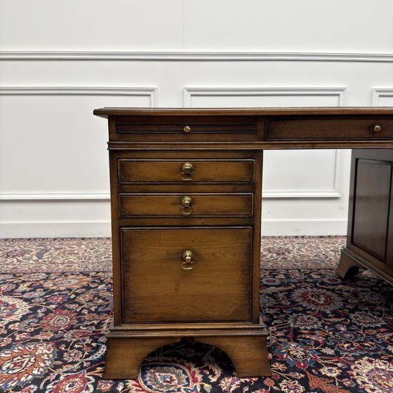 RAC Engels Chesterfield Bureau Groen Leder Eik – Royal Antique Collection, Leather, Wood (photo 9 of 20)