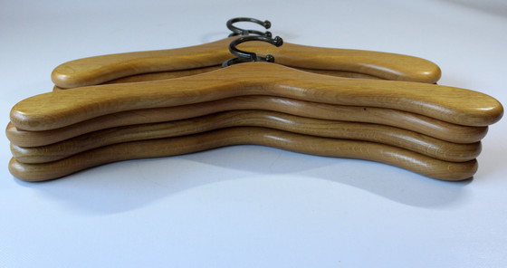 Image 1 of 6 cintres élégants et solides en bois/métal - vintage