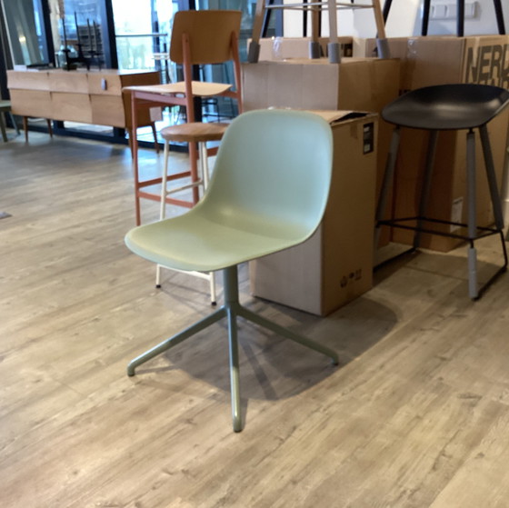 Image 1 of Silla de oficina Muuto Fiber Side