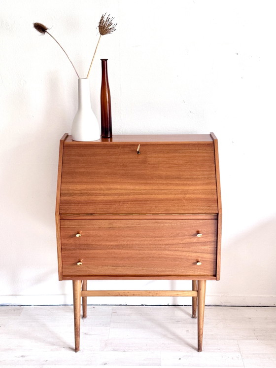 Scrivania-sedia vintage in teak, metà del XX secolo, anni '60 – Scrivanie, Wood (photo 2 of 15)