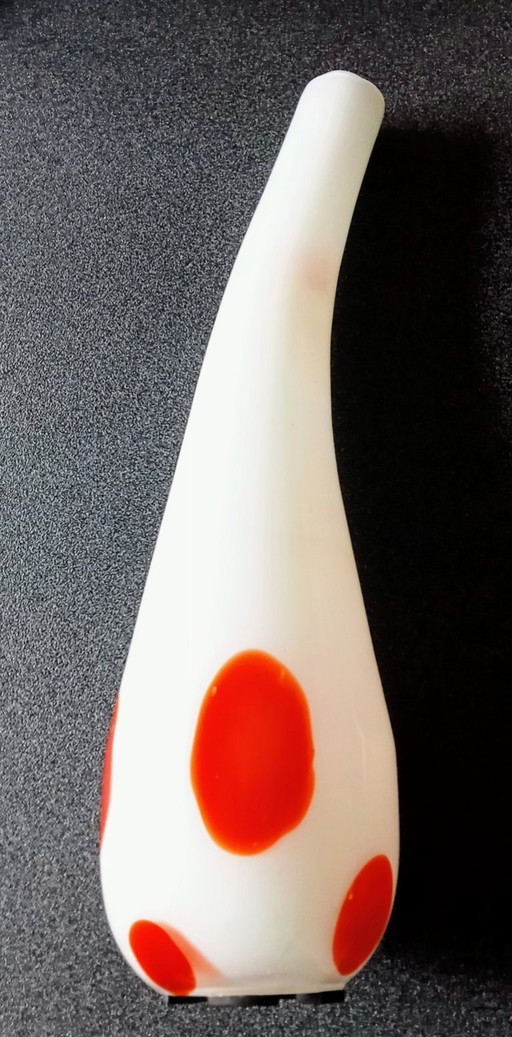 Vase vintage en verre bombé rouge et blanc amaryllis de MURANO, Italie - Venise