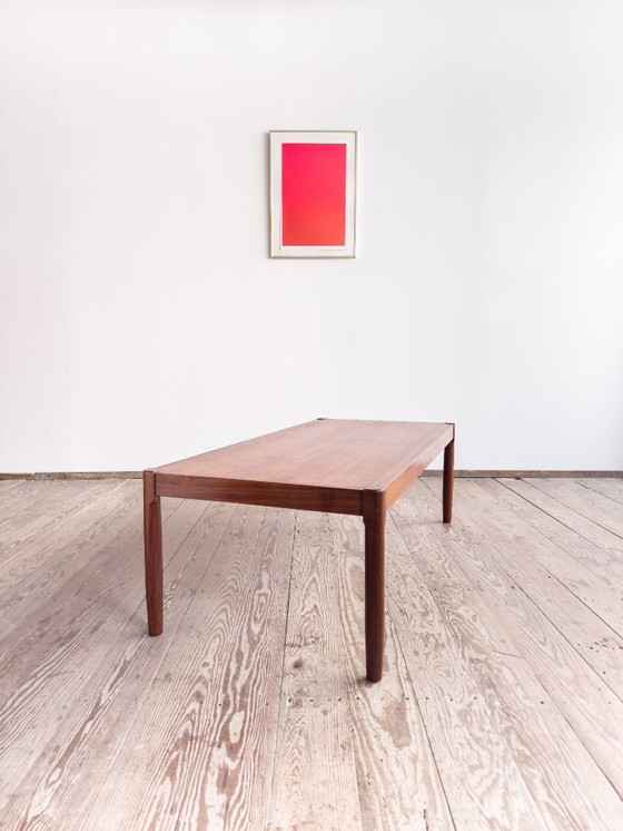 Image 1 of Mesa de centro danesa de teca de mediados de siglo, artesanía en madera maciza