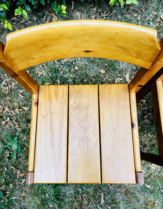 Image 1 of 2x Brutalistische Grenenhouten Eetkamerstoelen – Furusnickarn AB, Zweden 70s