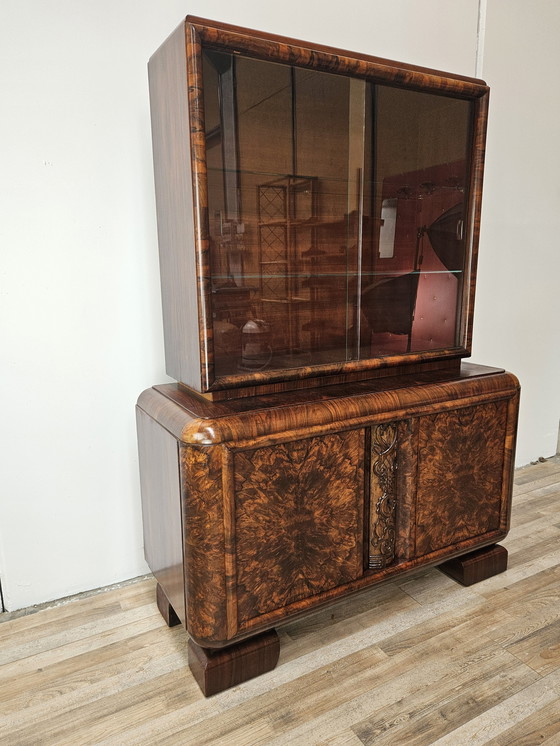 Image 1 of 1930s Art Deco Display Cabinet in Walnut and Walnut Root