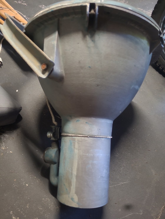 Image 1 of Lampada da terra industriale a 3 gambe