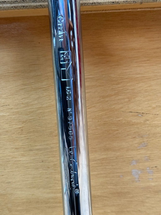 LC2 3-seater sofa black leather