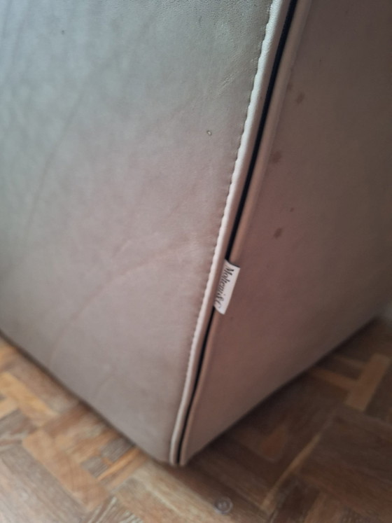 Image 1 of Doda armchair Molteni&C