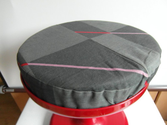 Friedriech Stuckenbroker Space Age Stool – Friedrich Stuckenbröker, Plastic, Textile (photo 2 of 10)