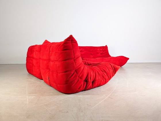 Image 1 of Original Ligne Roset corner sofa Togo couch Ducaroy suede red
