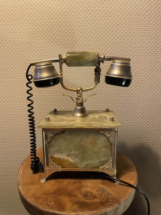Image 1 of Téléphone à cadran rotatif italien vintage | Téléphone de bureau en marbre | Fabriqué en Italie