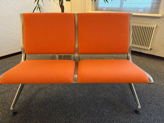 Image 1 of Bancos de la terminal Kusach @ Co