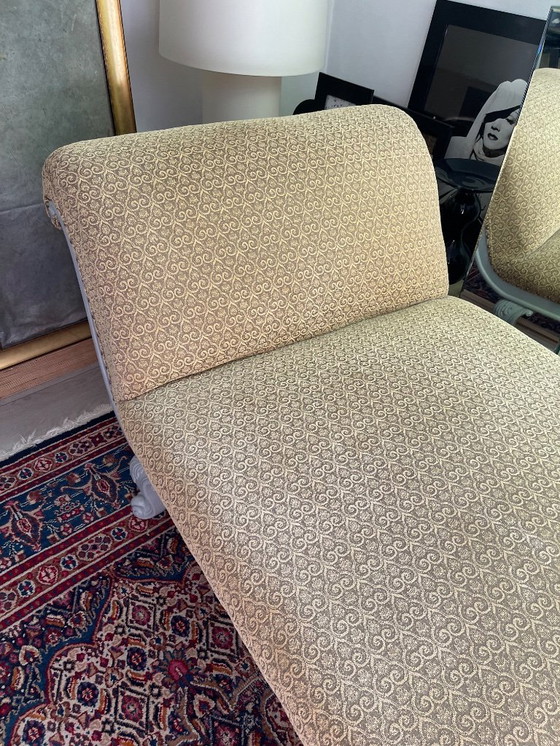 Image 1 of Authentieke 19e-eeuwse Louis-Philippe chaise longue (ca. 1840) met handgesneden acanthuspoten, professioneel herstoffeerd