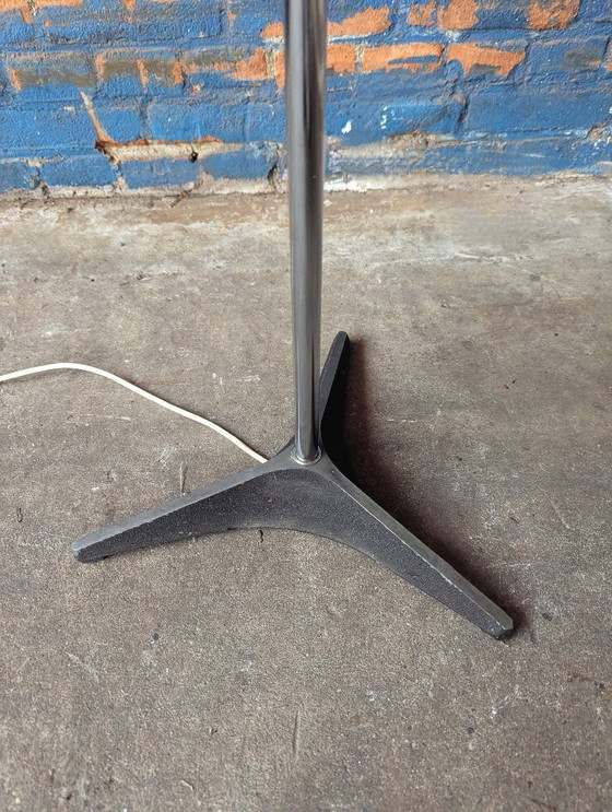 Image 1 of Lampadaire vintage design néerlandais Raak Globe