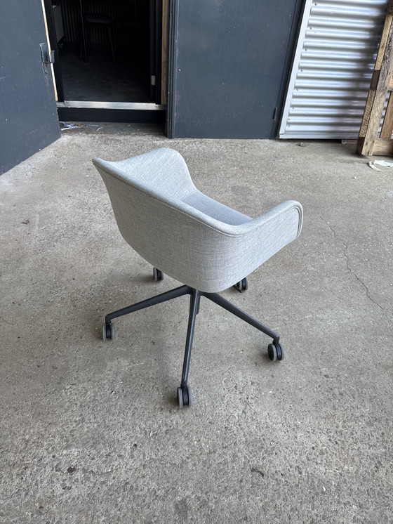 Image 1 of Muuto fiber bureaustoel