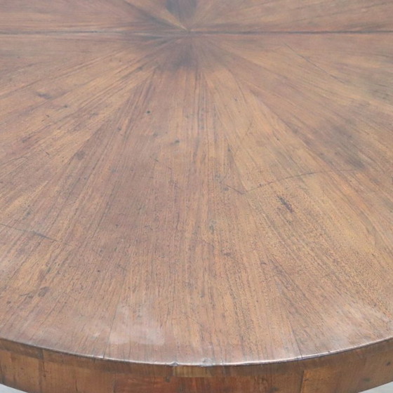 Image 1 of Antique Round Table in Walnut, Italy Early 19th Century