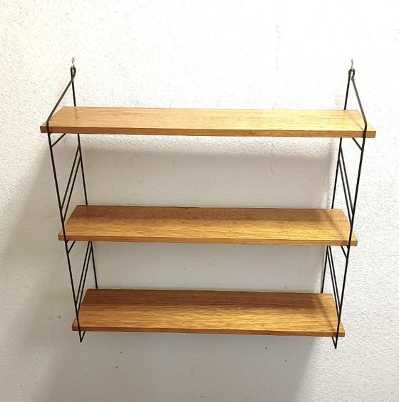 Image 1 of Vijftiger jaren wandrek met drie schappen 