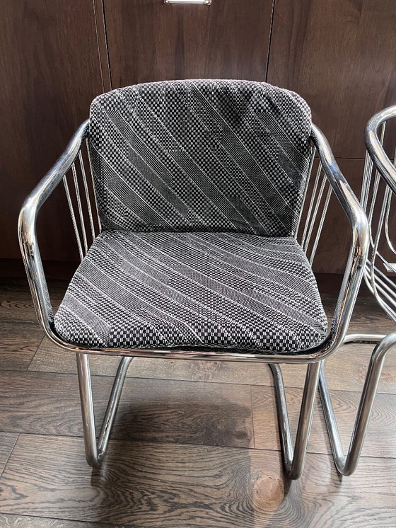 Image 1 of 5 Stühle mit verchromtem Rohrgestell, im Stil von Gastone Rinaldi