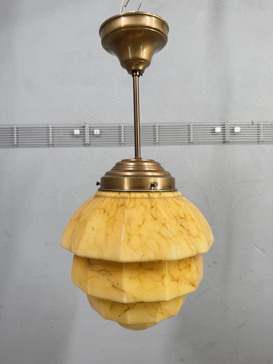 Image 1 of Lampada a sospensione marmorizzata Art Déco