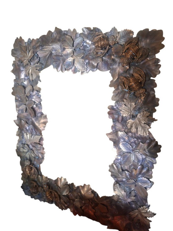 Image 1 of Cadre photo en métal fait main avec feuillage et feuilles